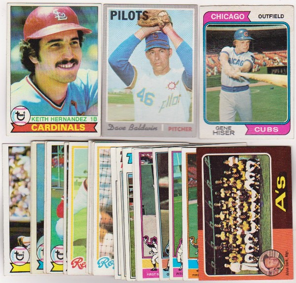 25 Different 1970's Topps Baseball Cards (1970-1979) w/ Keith Hernandez + More