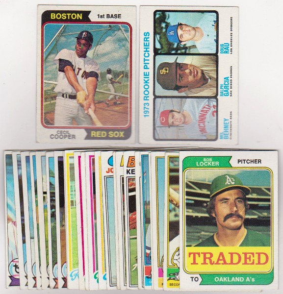 25 Different 1970's Topps Baseball Cards (1973-1979) w/ Cecil Cooper + More