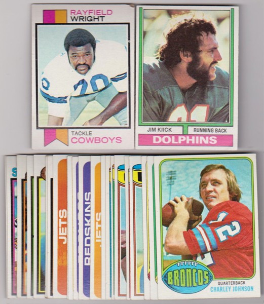24 Different 1970's Topps Football Cards (1973-1979) w/ Rayfield Wright + More