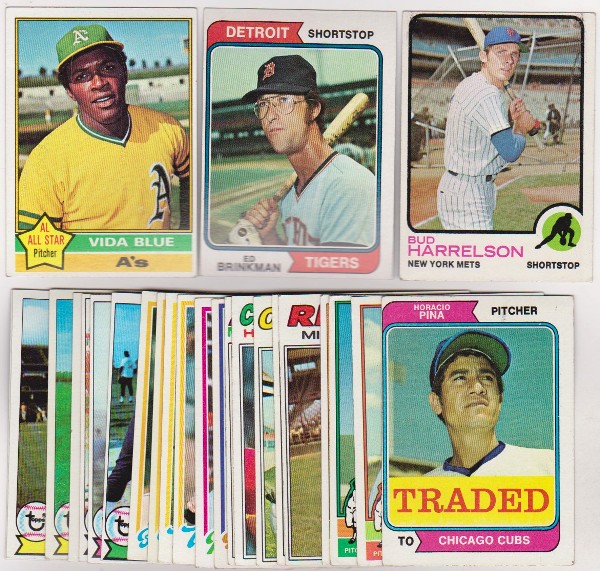 25 Different 1970's Topps Baseball Cards (1973-1979) w/ Vida Blue + More