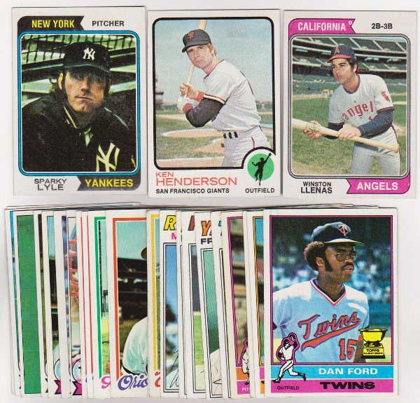 25 Different 1970's Topps Baseball Cards (1973-1979) w/ Sparky Lyle + More