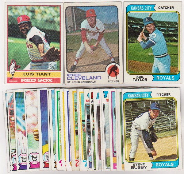 25 Different 1970's Topps Baseball Cards (1973-1979) w/ Luis Tiant + More