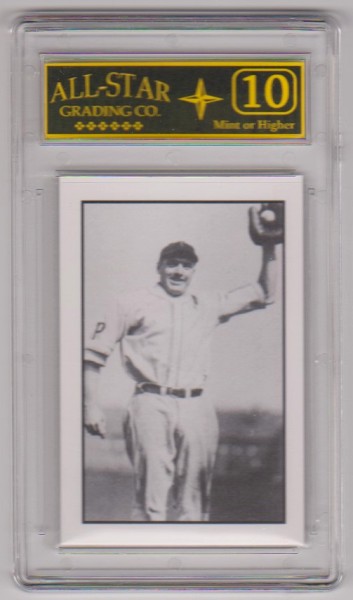Graded 10 - Pie Traynor 1984 R.G.I. #10 Card - HOF'er