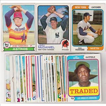 25 Different 1970's Topps Baseball Cards (1973-1979) w/ Joe Niekro + More