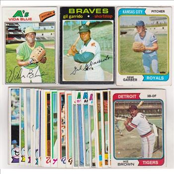 25 Different 1970's Topps Baseball Cards (1971-1979) w/ Vida Blue + More