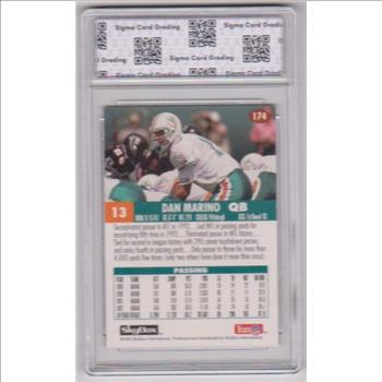 Graded Sigma Gem Mint 10 - Dan Marino 1993 Skybox Impact #174 Card