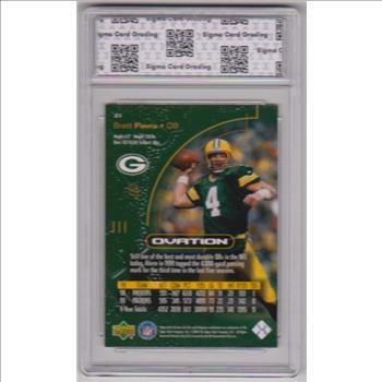 Graded Sigma Mint 9 - Brett Favre 2000 Upper Deck Ovation #21 Card