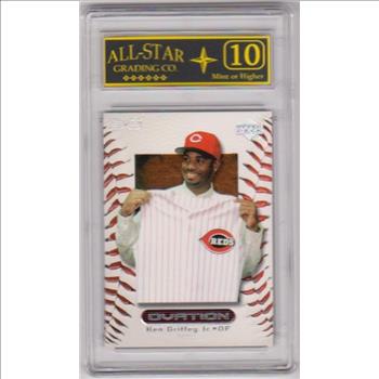 Graded 10 - Ken Griffey Jr. 2000 Upper Deck Ovation #43 Card