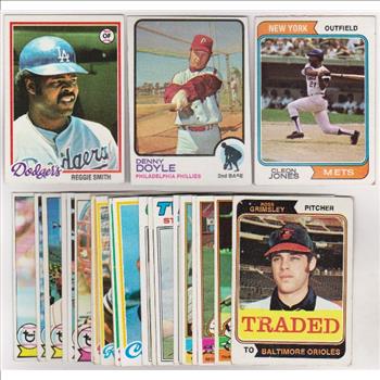 25 Different 1970's Topps Baseball Cards (1973-1979) w/ Reggie Smith + More