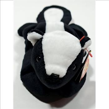 1995 Ty Beanie Baby STINKY THE SKUNK - New With Tags