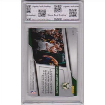 Graded Sigma Mint 9 - Giannis Antetokounmpo 2018-19 Panini Prizm #8 Card