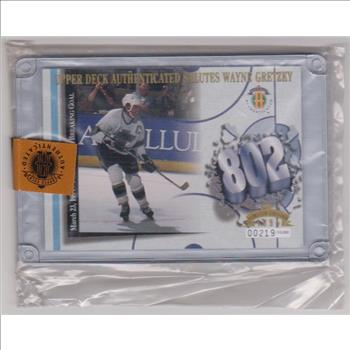 WAYNE GRETZKY - 1994 Upper Deck 802 Goal 3.5x5 Inch C-Card - #'ed/10,000