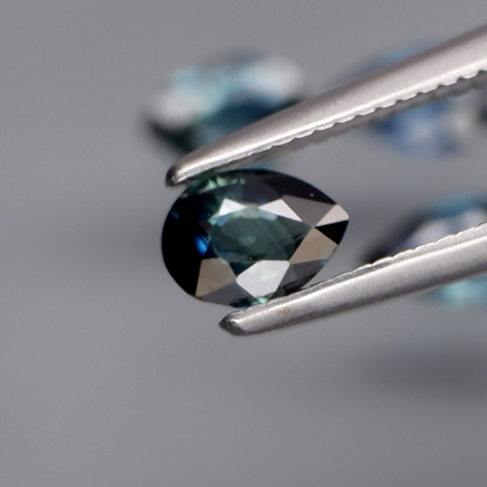 No Reserve VS Natural Sapphire Pear Cut Loose Gemstone