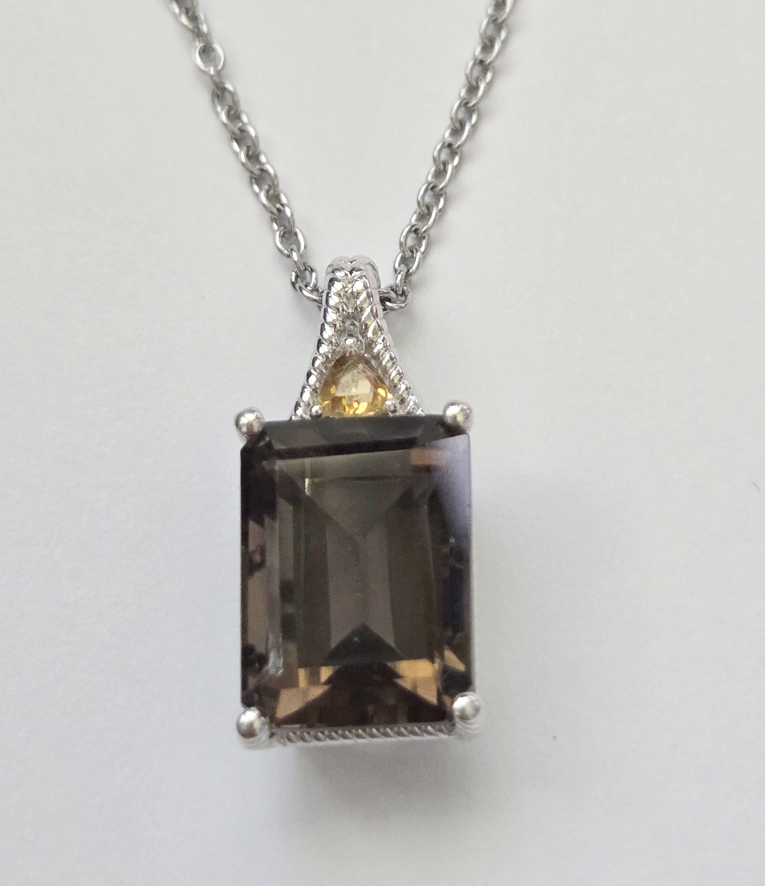 No Reserve Natural Smoky Quartz & Citrine Pendant & Chain Necklace