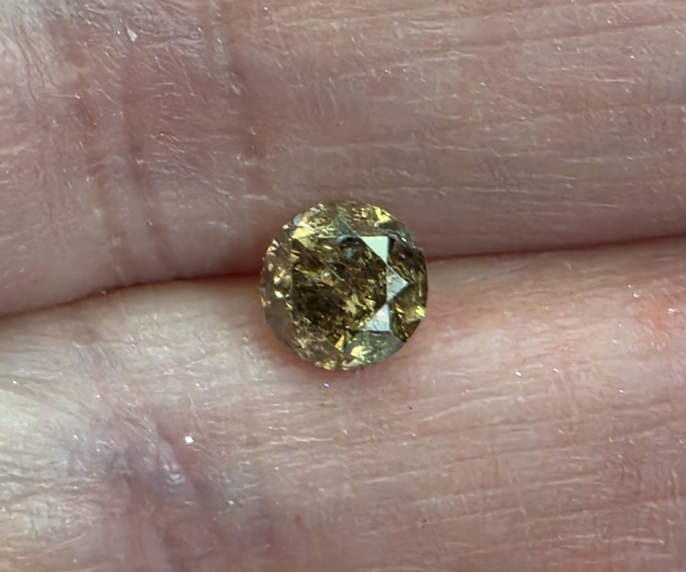 No Reserve  .74 ct Naturl Champagne DIamond Round Cut Loose Gemstone
