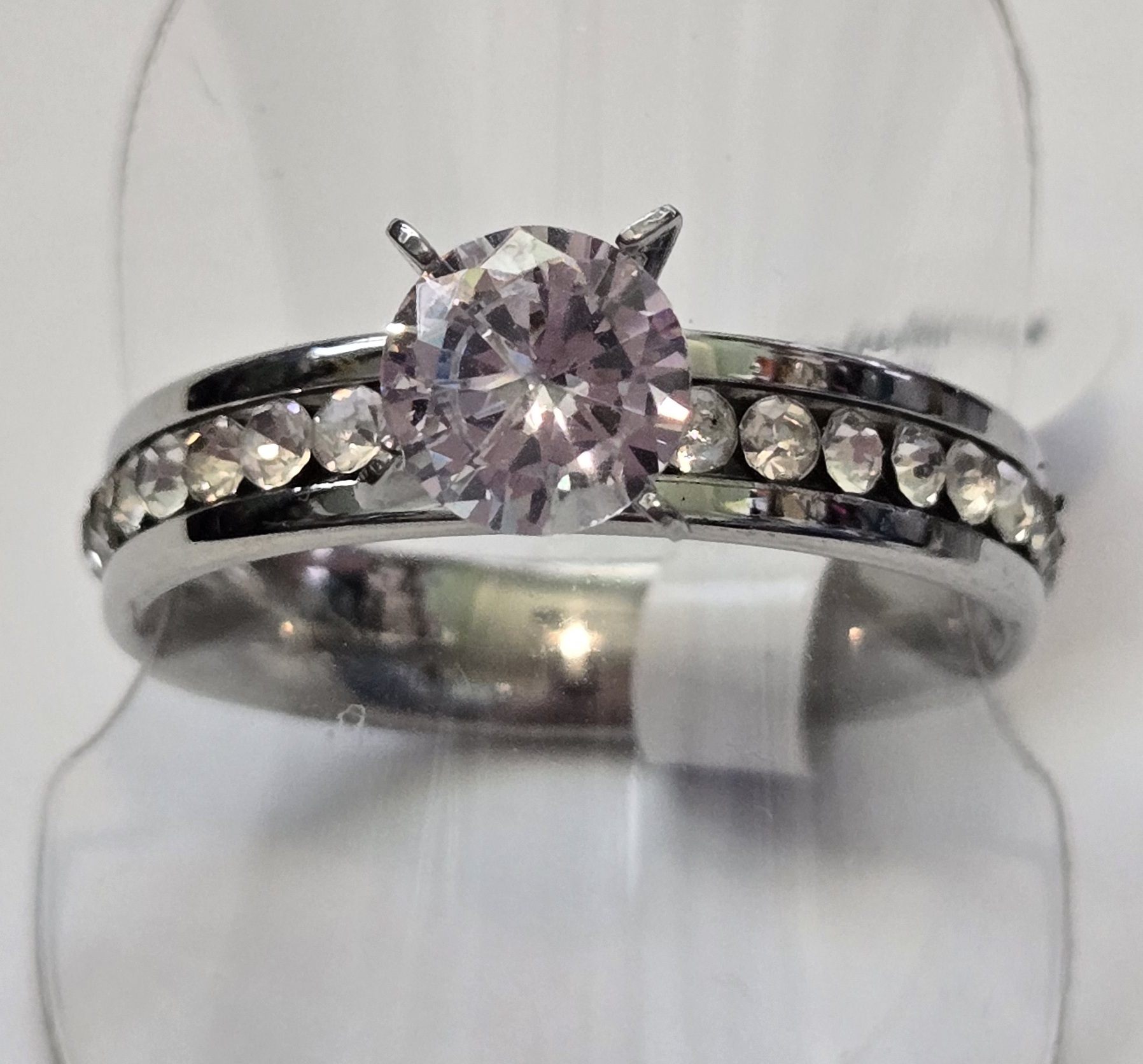 No Reserve Simulated Diamond Ring Size 10 