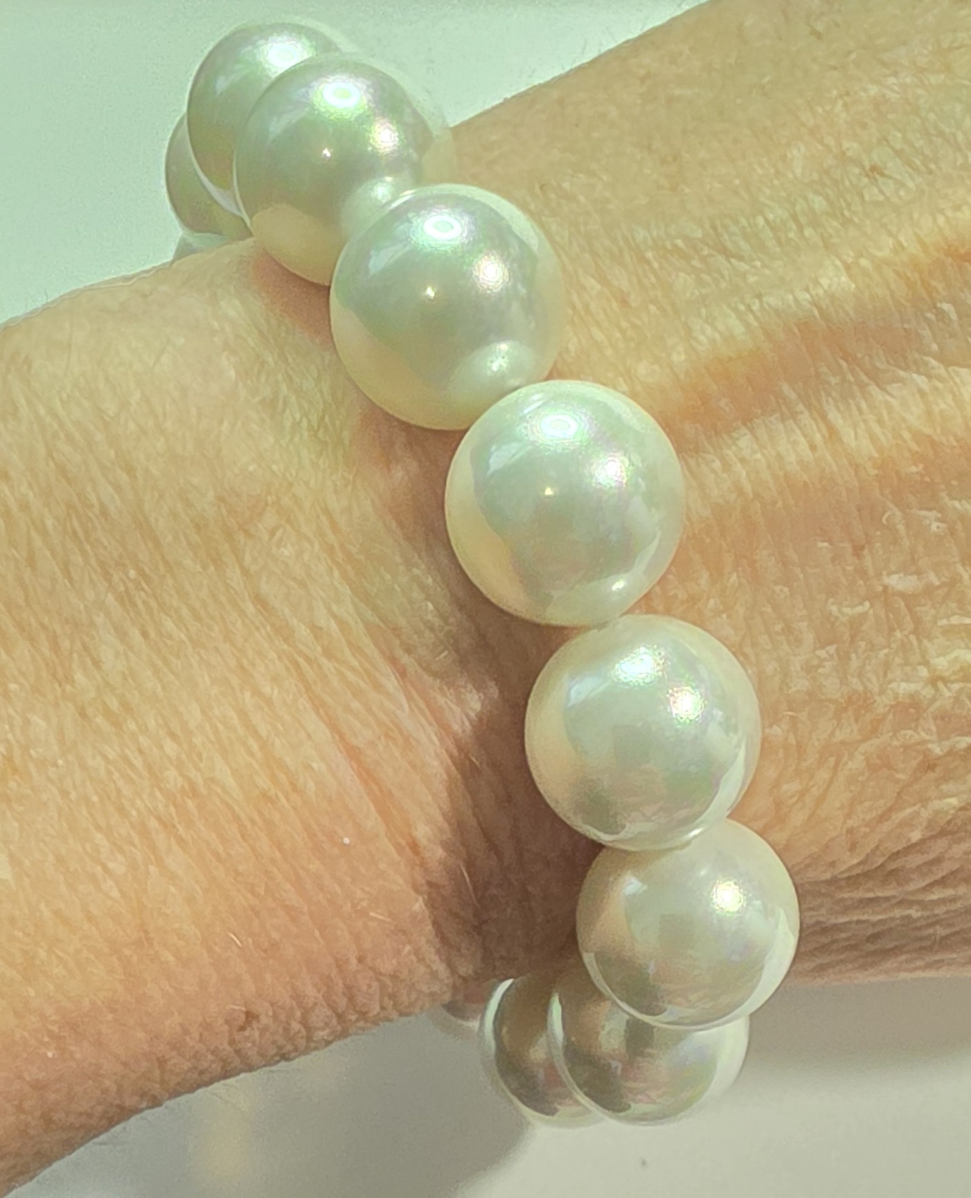 No Reserve 14mm Shell Pearl Bracelet