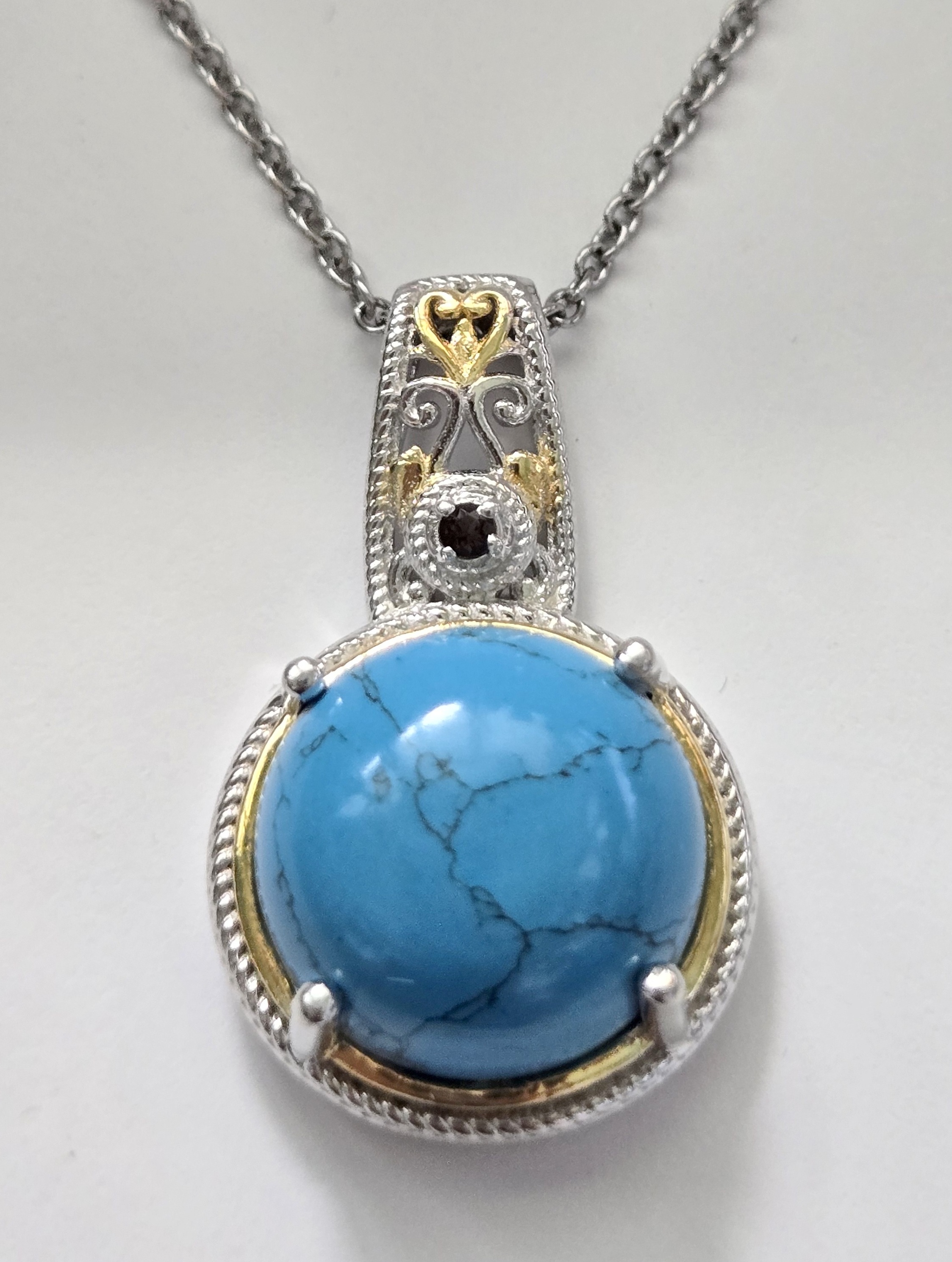 No Reserve Blue Howlite, Brazilian Smoky Quartz Pendant & Chain Necklace