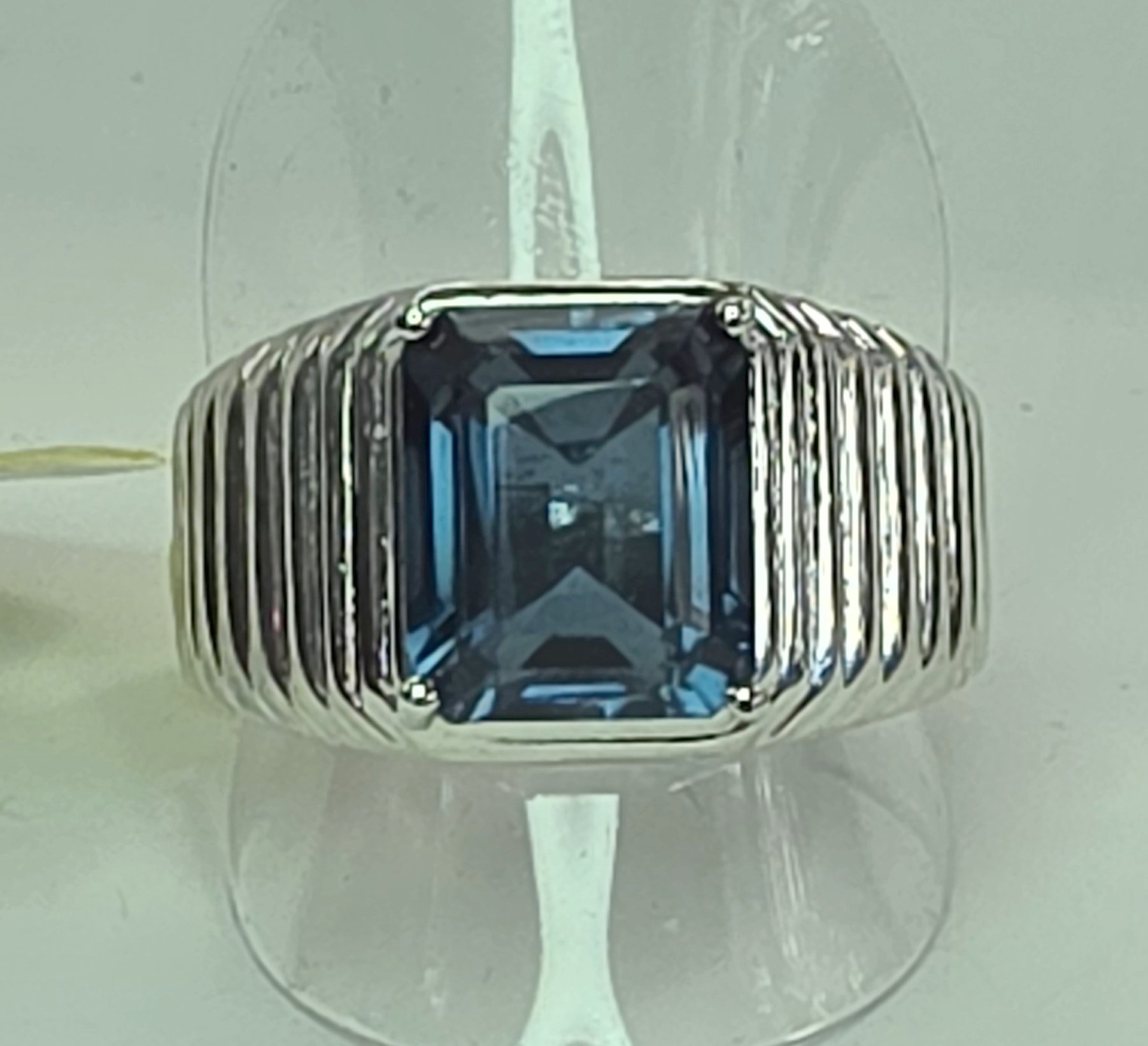 No Reserve London Blue Topaz Ring Size 11