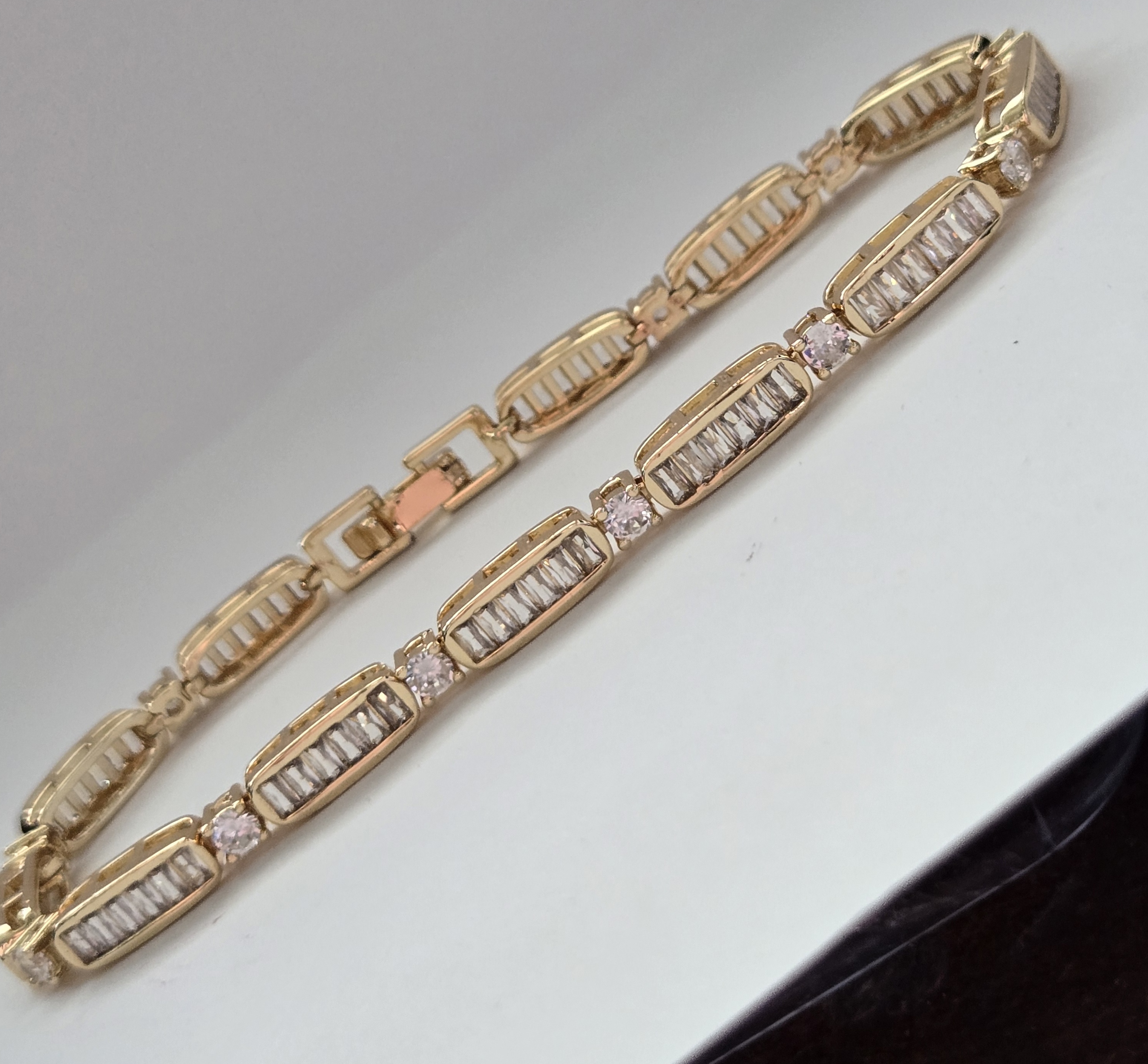 No Reserve Simulated Diamond Tennis Bracelet