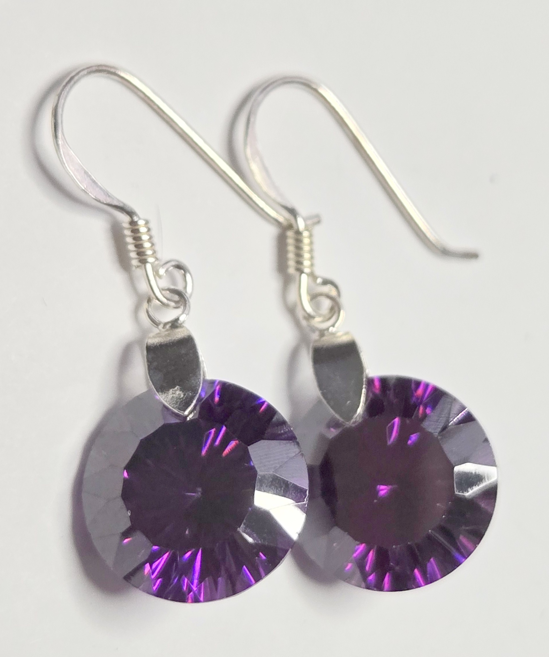No Reserve Natural Amethyst Dangle Earrings