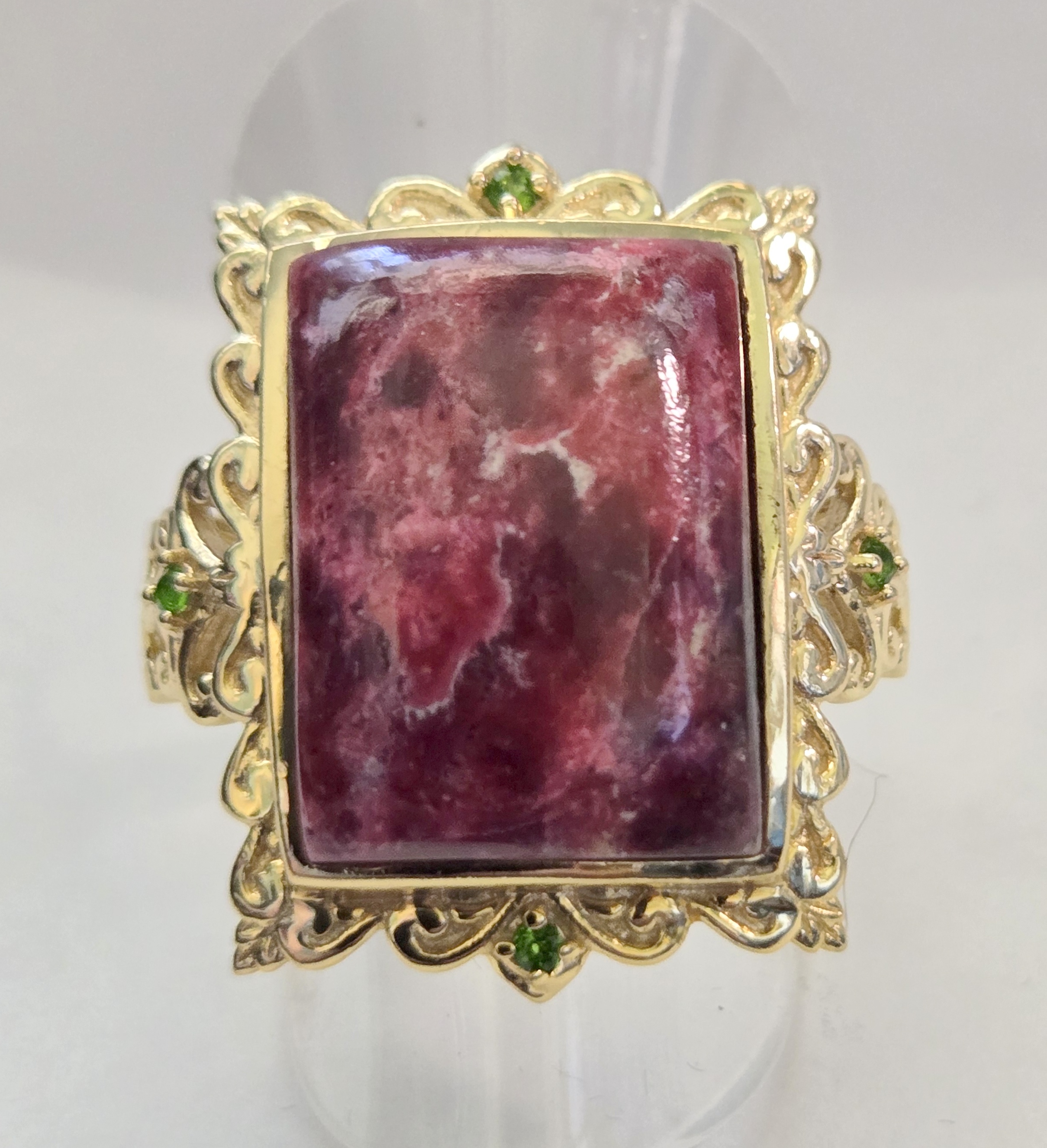 No Reserve Natural Norwegian Thulite & Chrome Diopside Ring Size 9