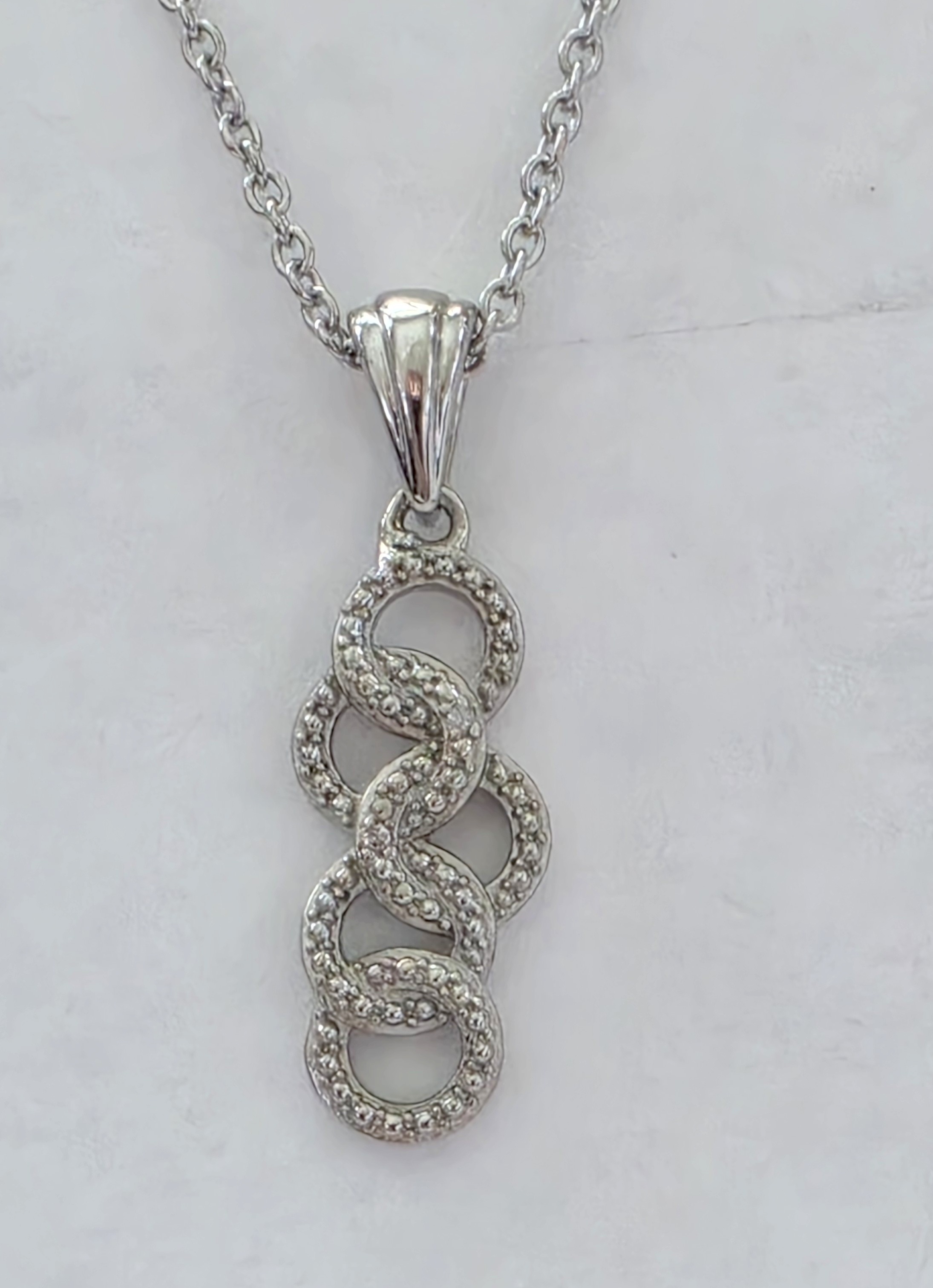 No Reserve Natural Diamond Pendant & Chain Necklace