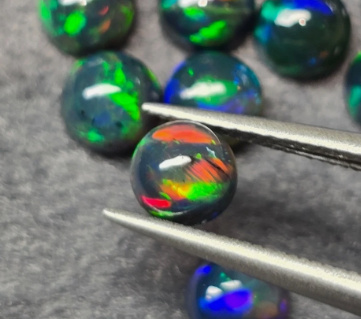 No Reserve Natural Firey Opal Round Cut Loose Gemstone