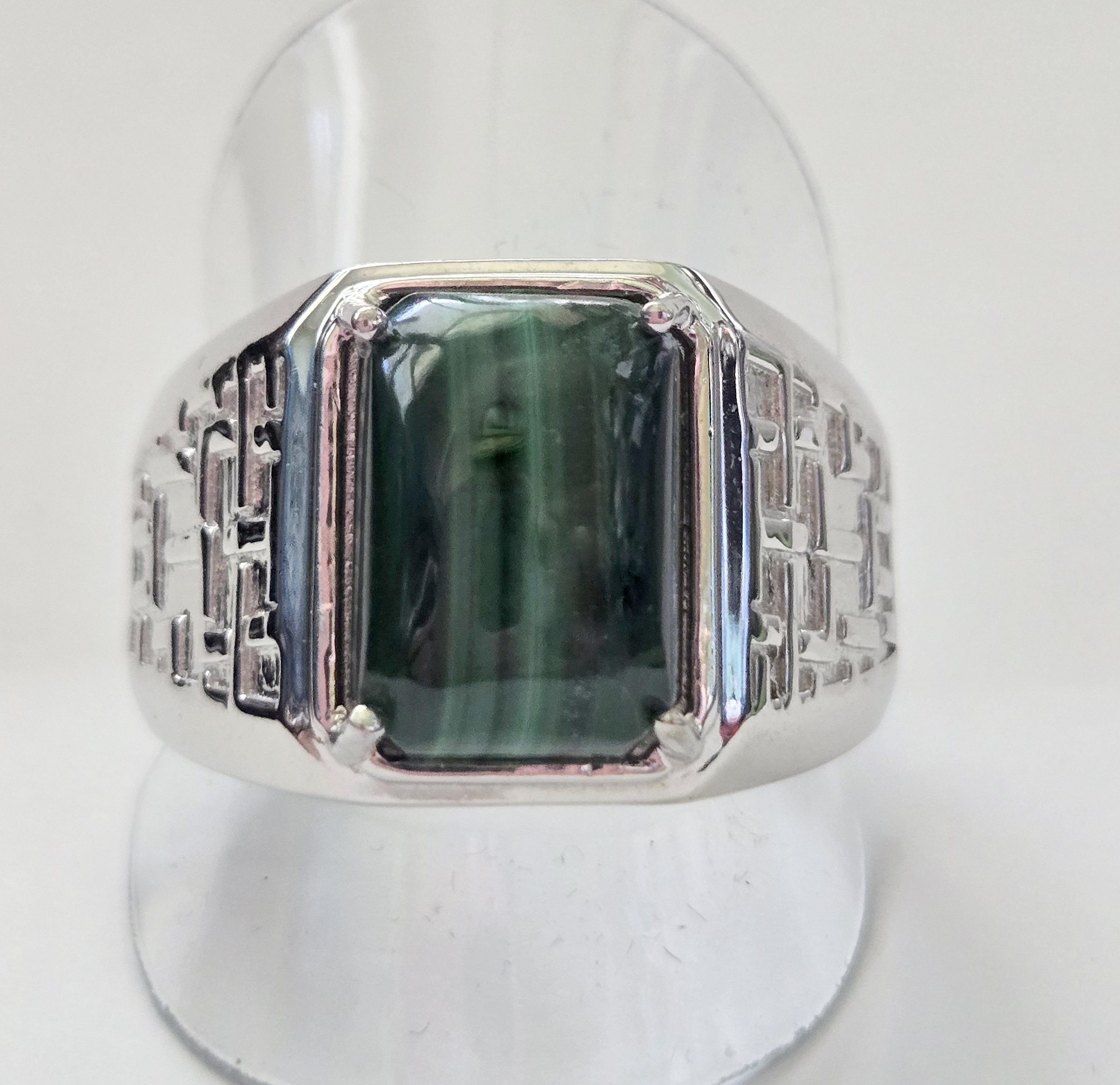 No Reserve Natural Malachite Ring Size 14