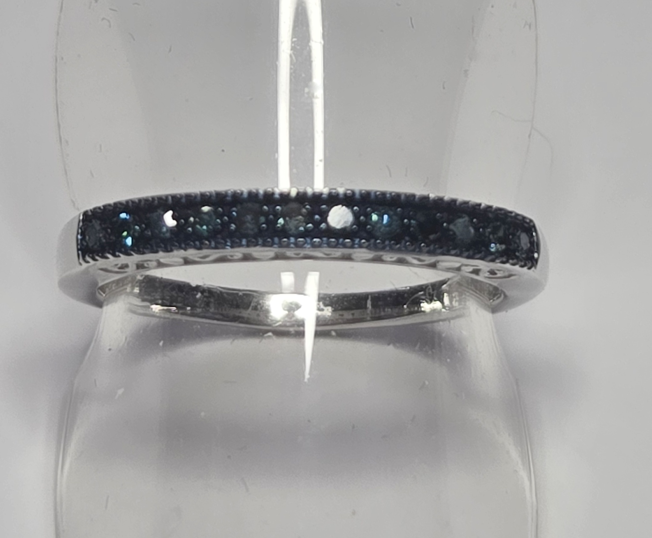 No Reserve .24 ct Natural Blue Diamond Anniversary Ring Size 8