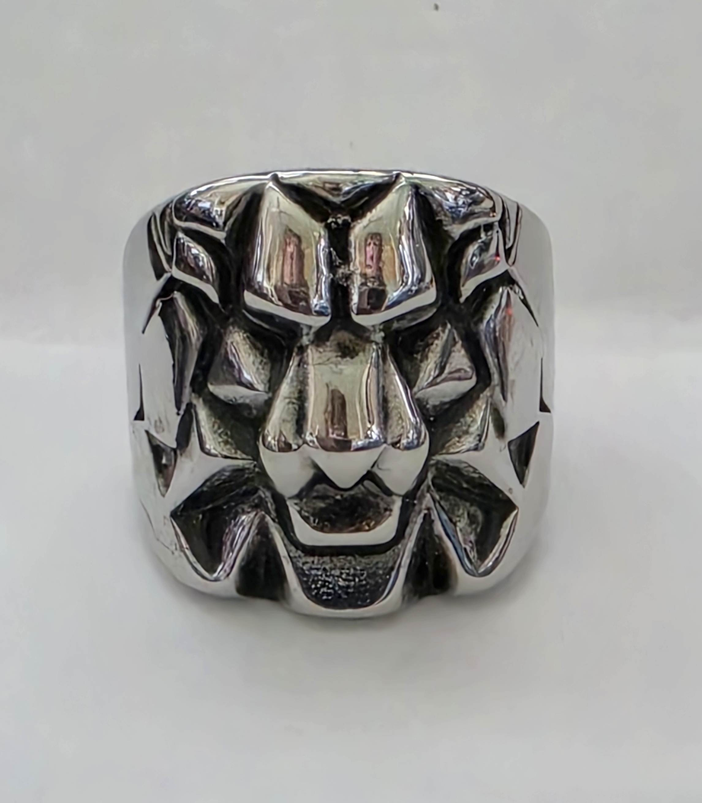 No Reserve 316L Stainless Steel Lion Ring Size 11