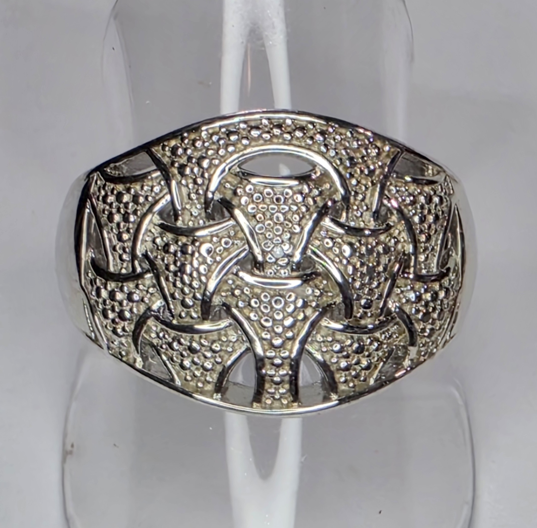 No Reserve Natural Diamond Ring Size 6 PP