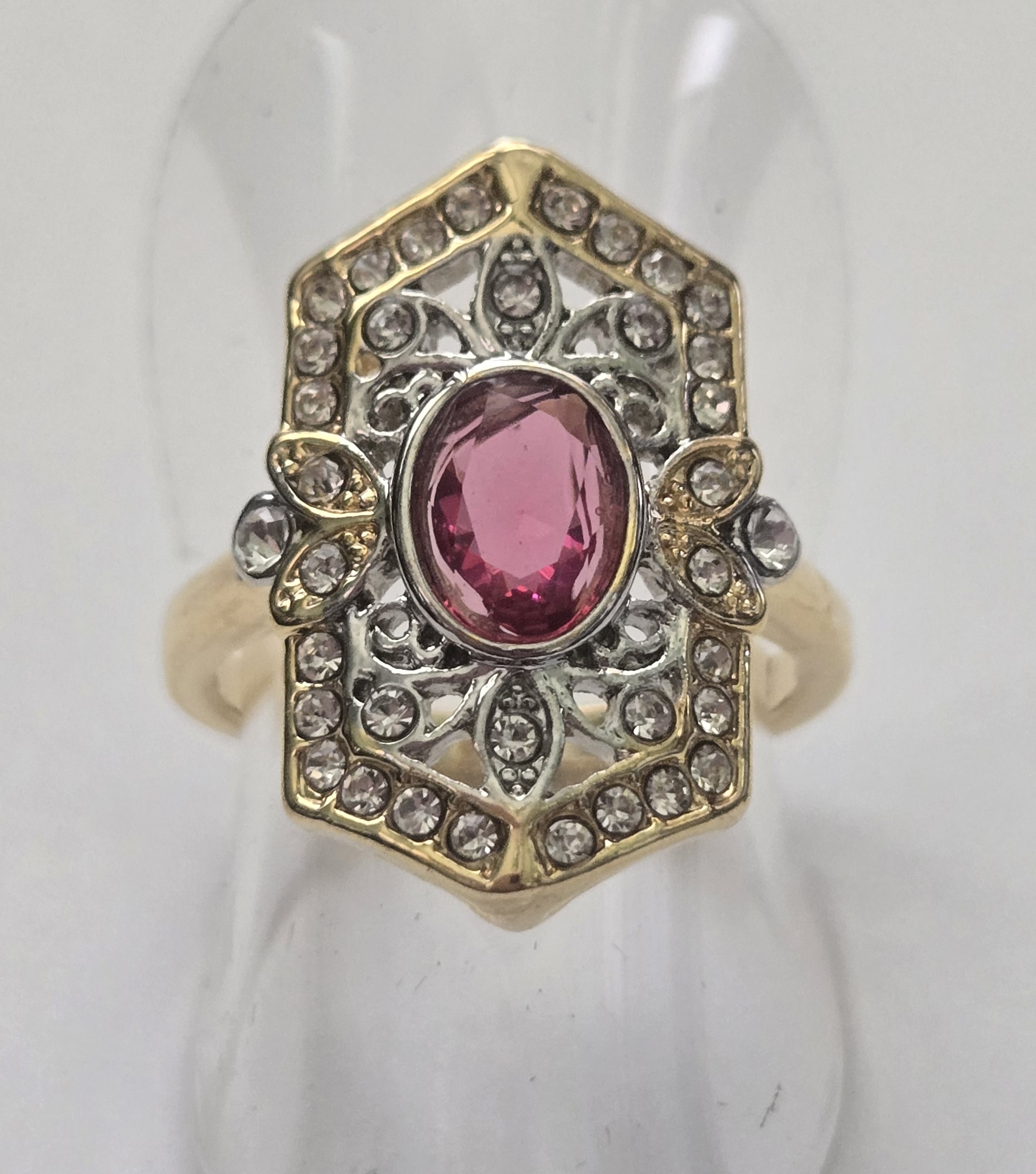 No Reserve Vintage Style Ruby & Topaz Ring Size 7