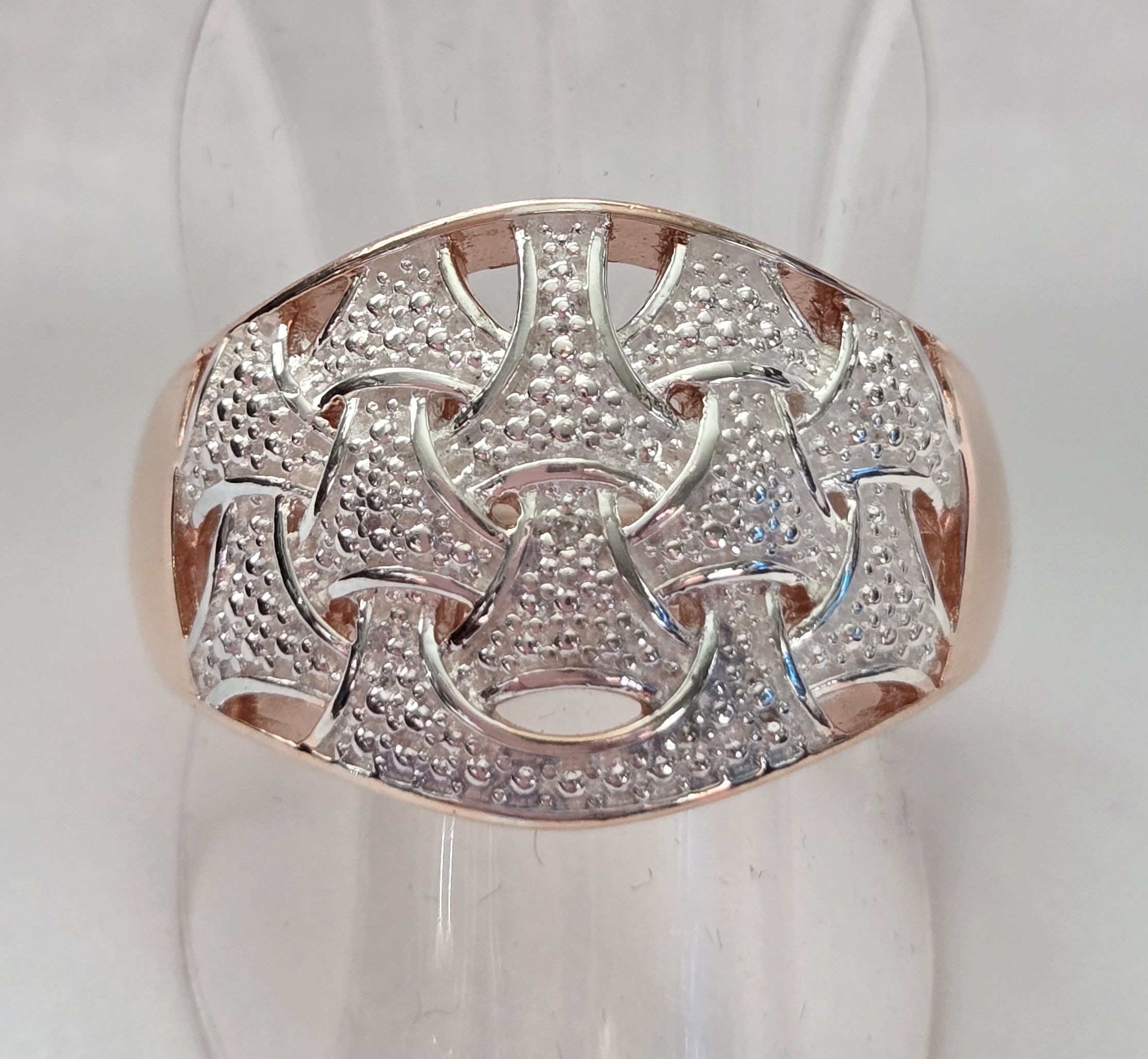 No Reserve Diamond Ring Size 9