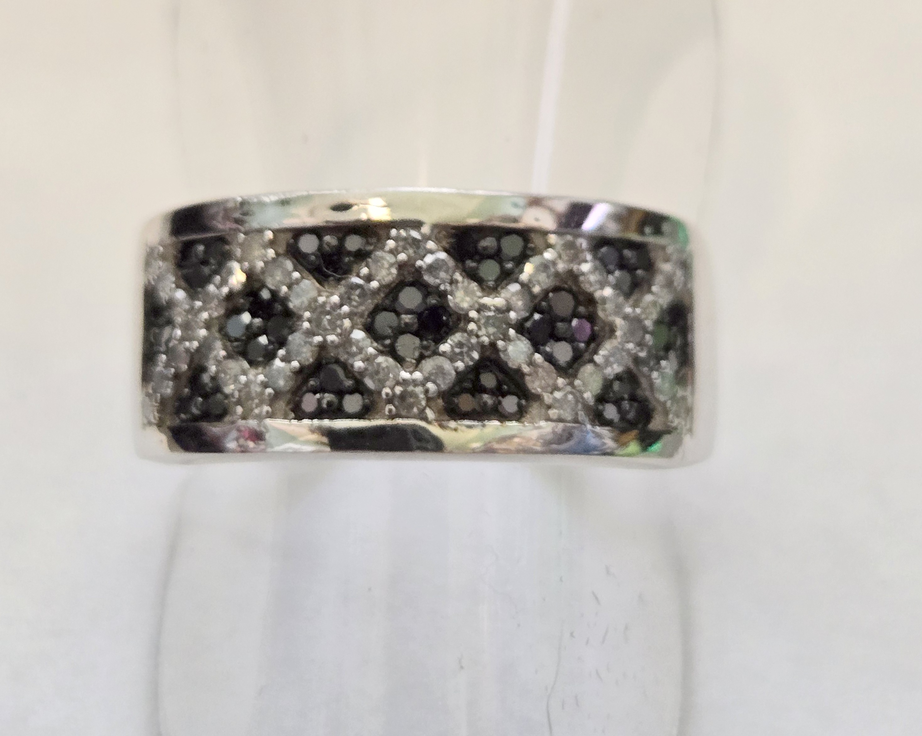 No Reserve .51 ct Natural Diamond Ring Size 8