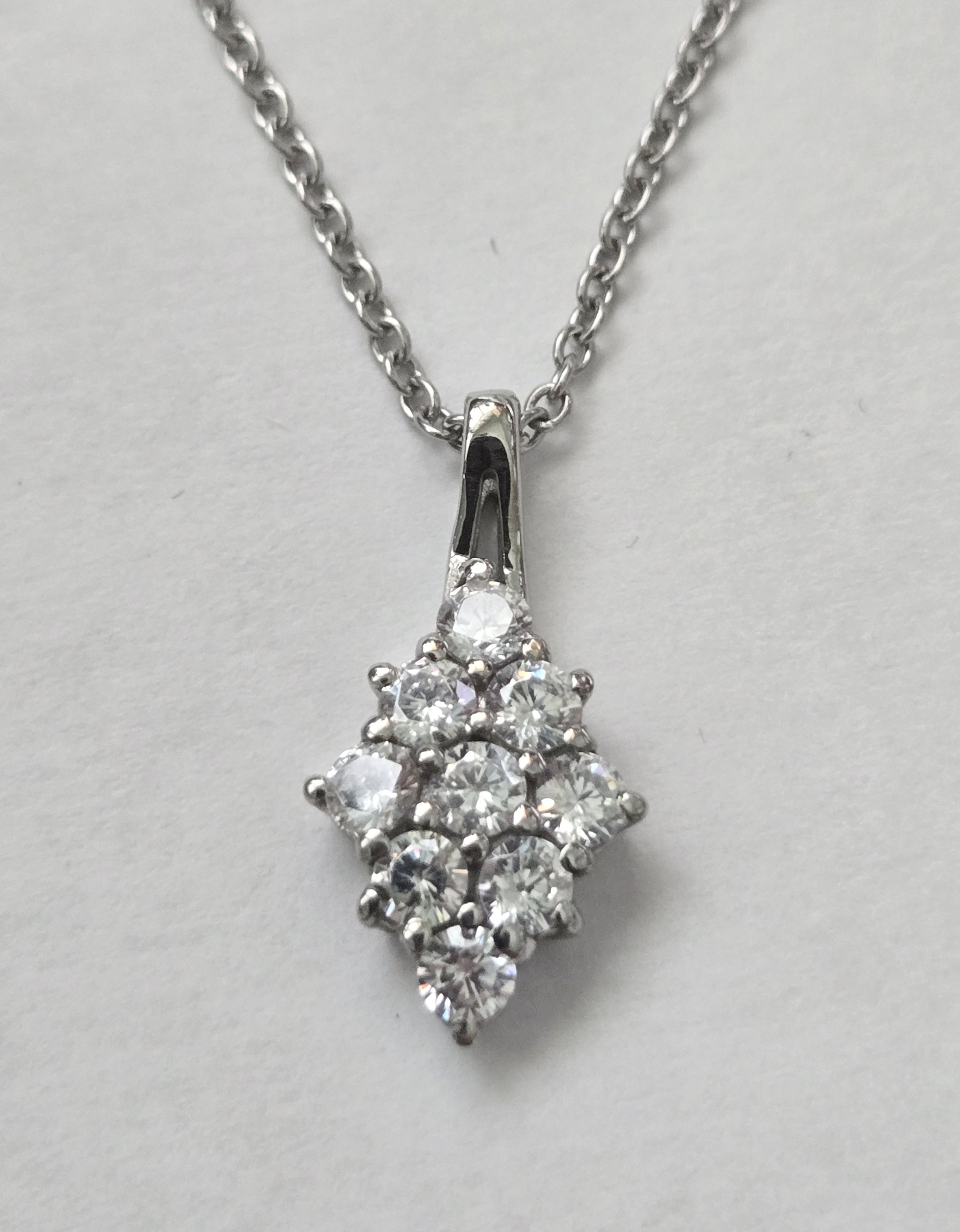 No Reserve Simulated Diamond Cluster Pendant & Chain Necklace