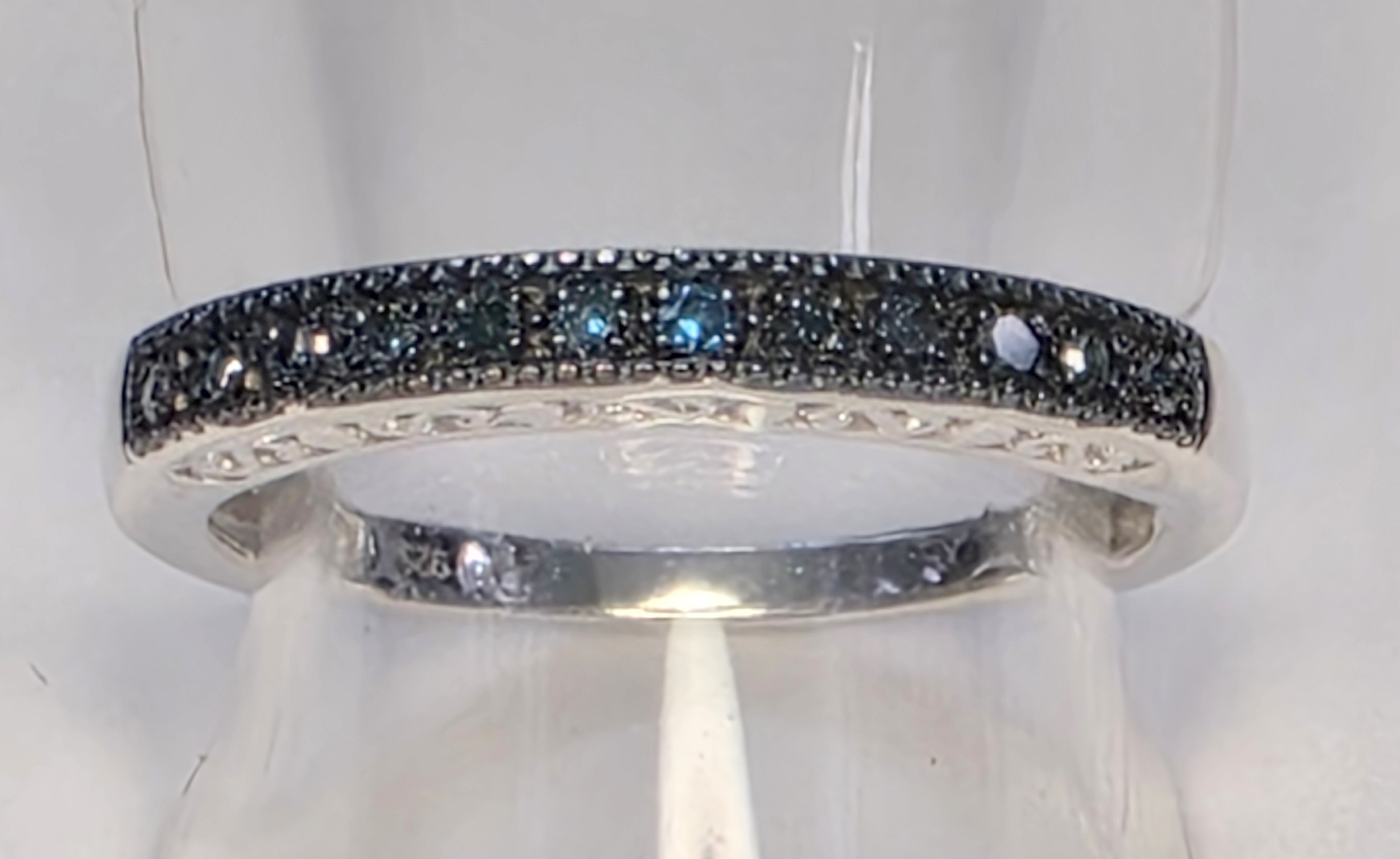 No Reserve .15 ct Natural Blue Diamond Anniversary Ring Size 7