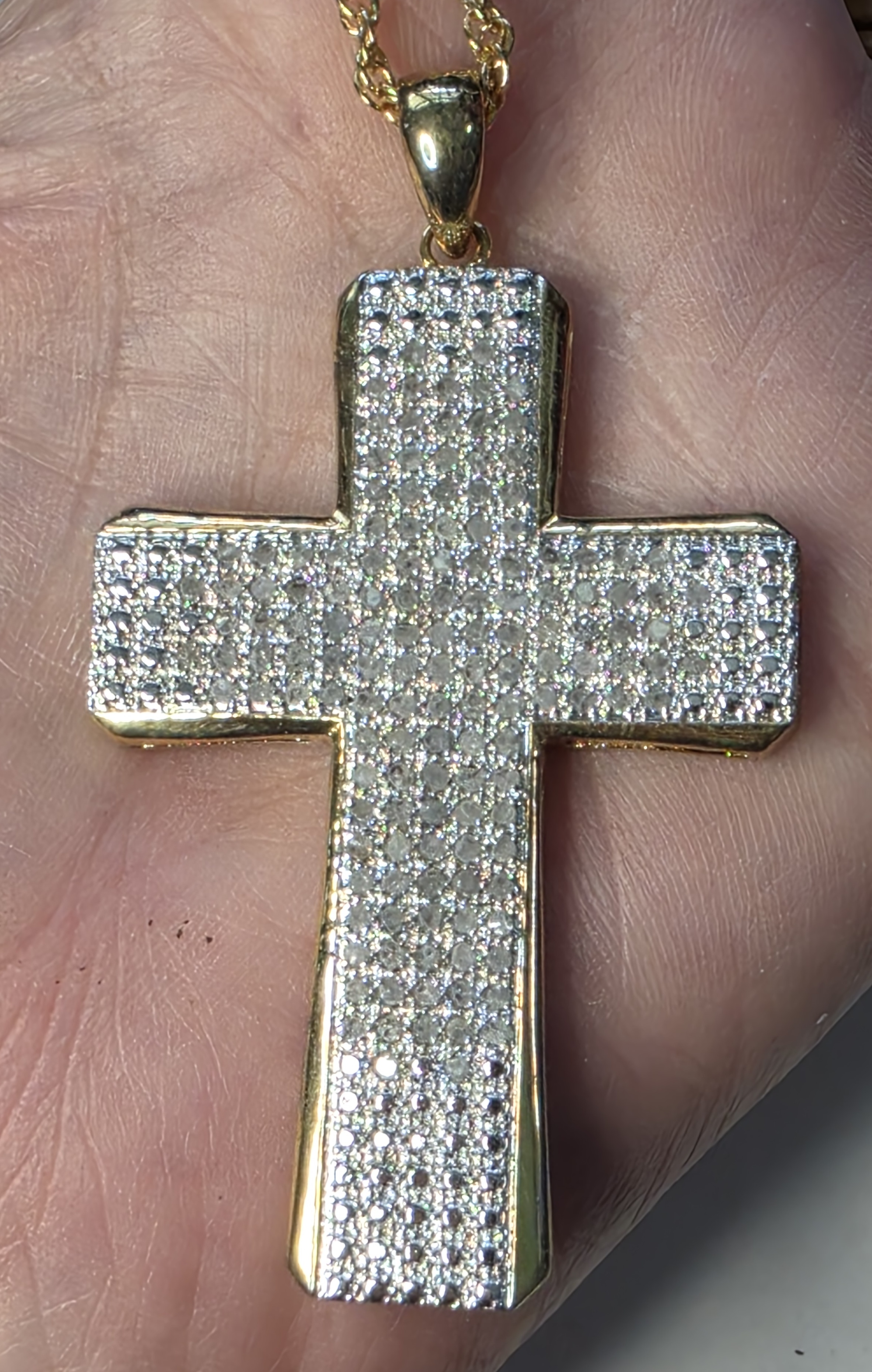 No Reserve 1.10 ct Natural Diamond Cross Penant & Chain Necklace