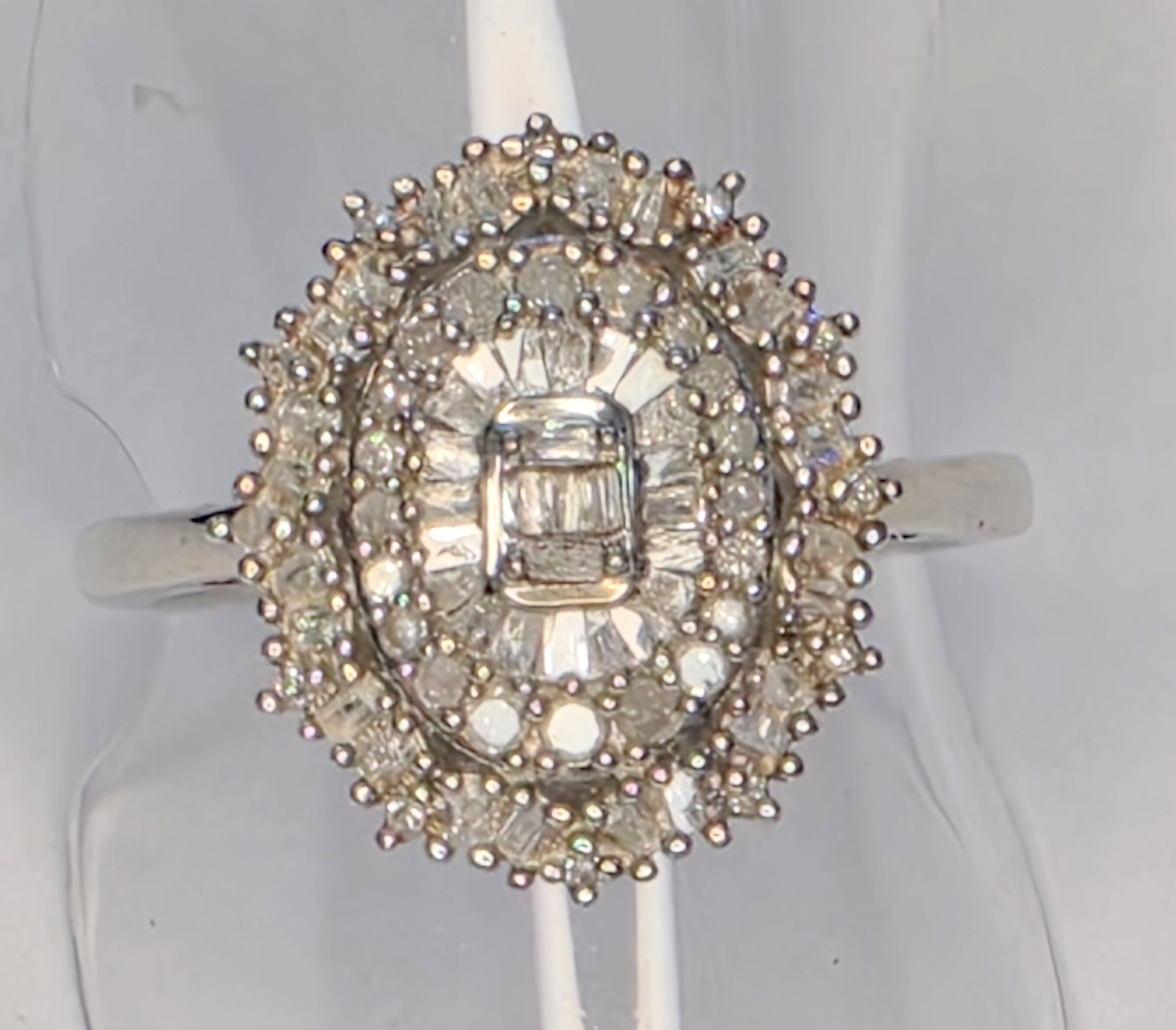 No Reserve 1.01 ct Diamond Cluster Ring Size 6