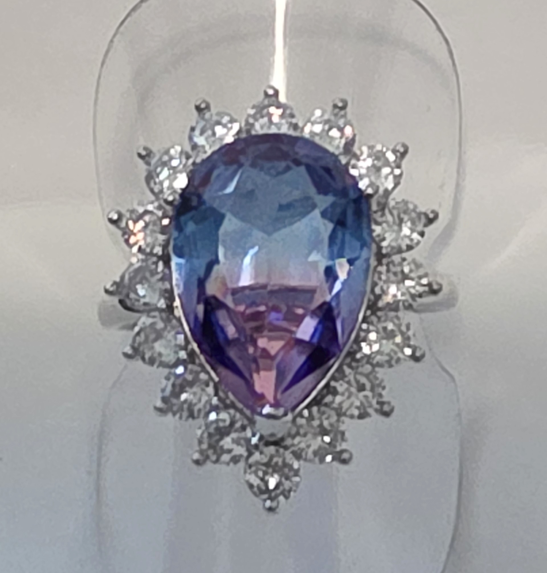  No Reserve Bi Color Quartz Blue & Pink Pear Cut Halo Ring Size 9