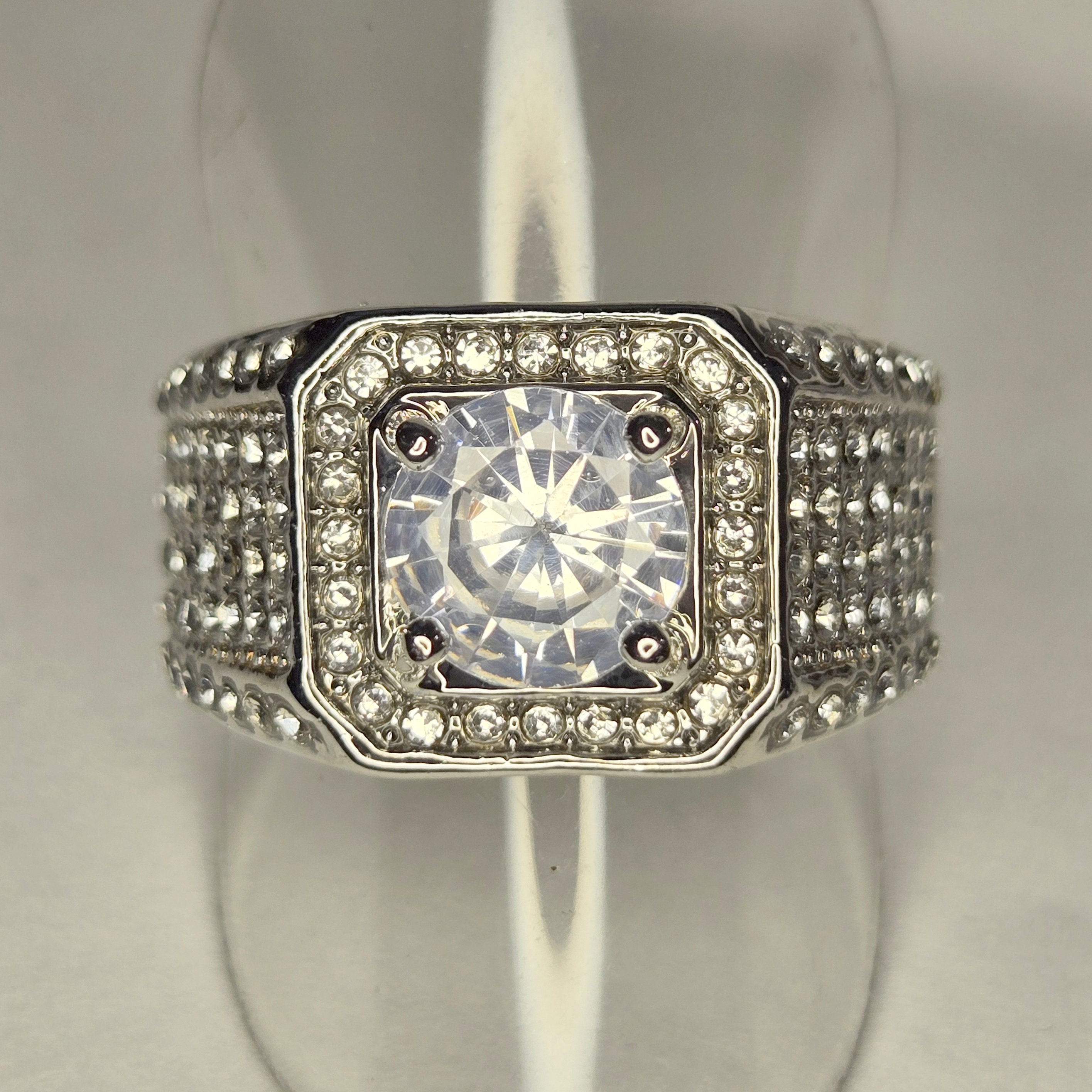 No Reserve Simulated Diamond Ring Size 11