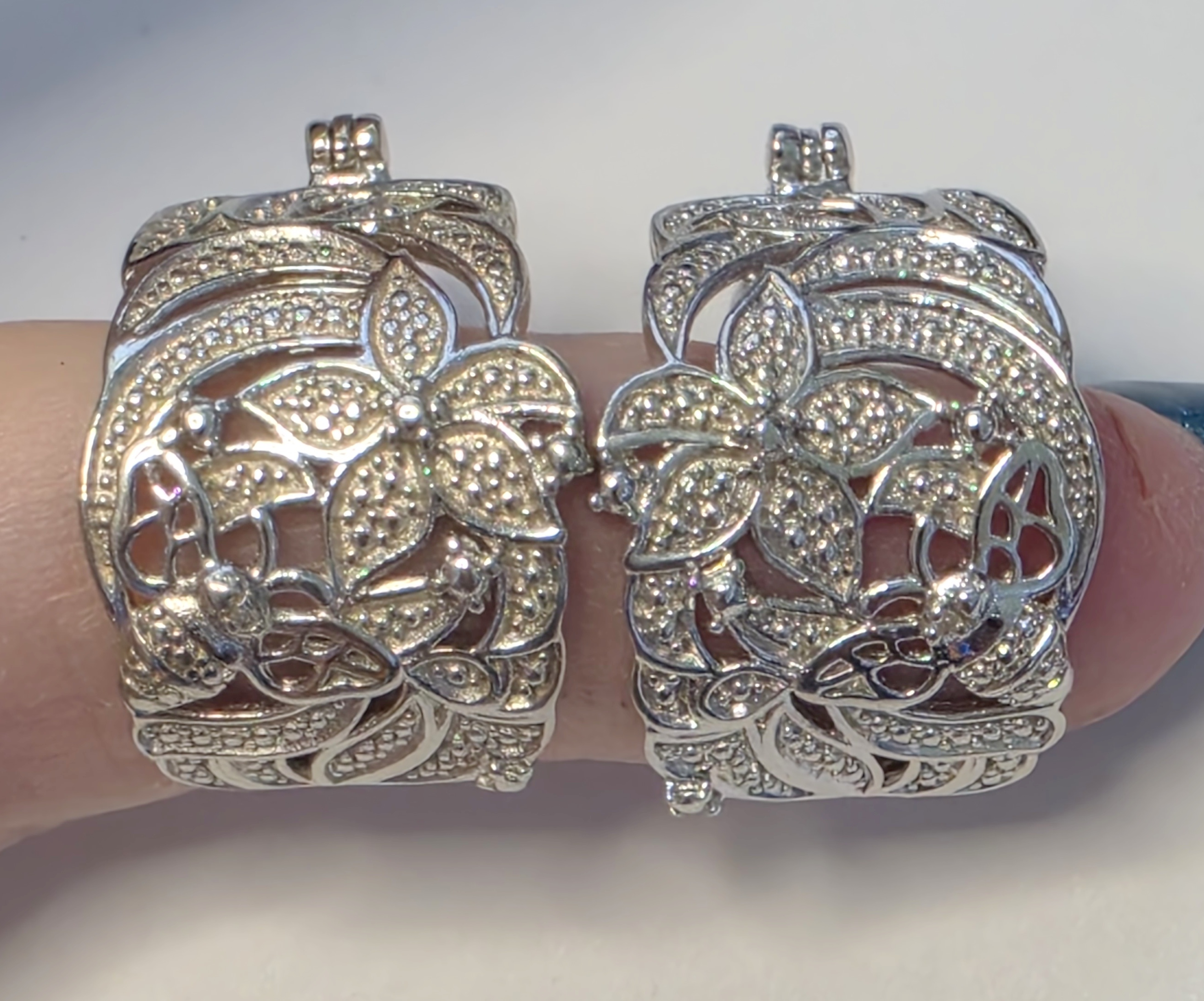 No Reserve Natural Diamond Hoop Earrings