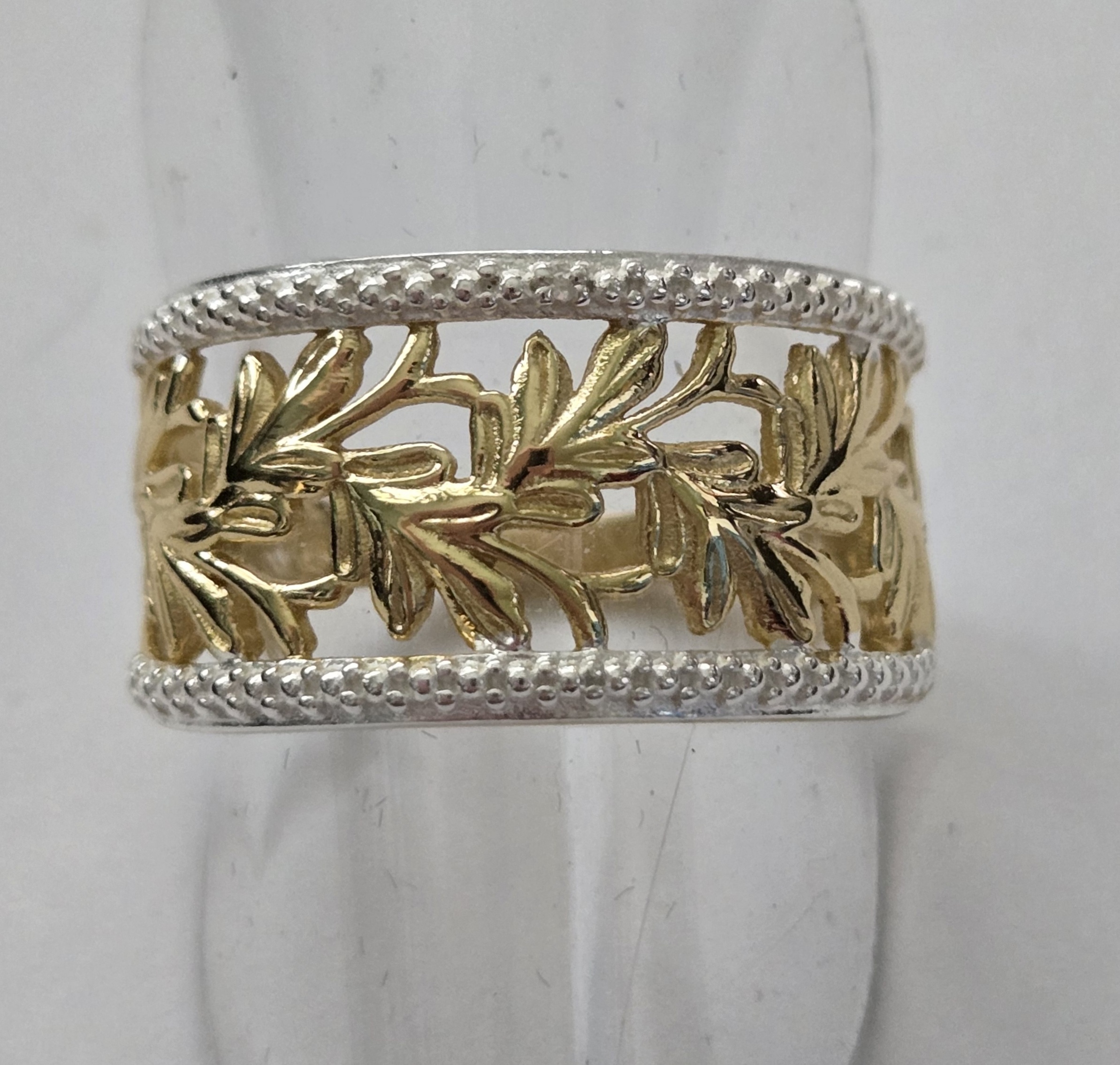 No Reservt Natural Diamond Leaves Band Ring Size 10