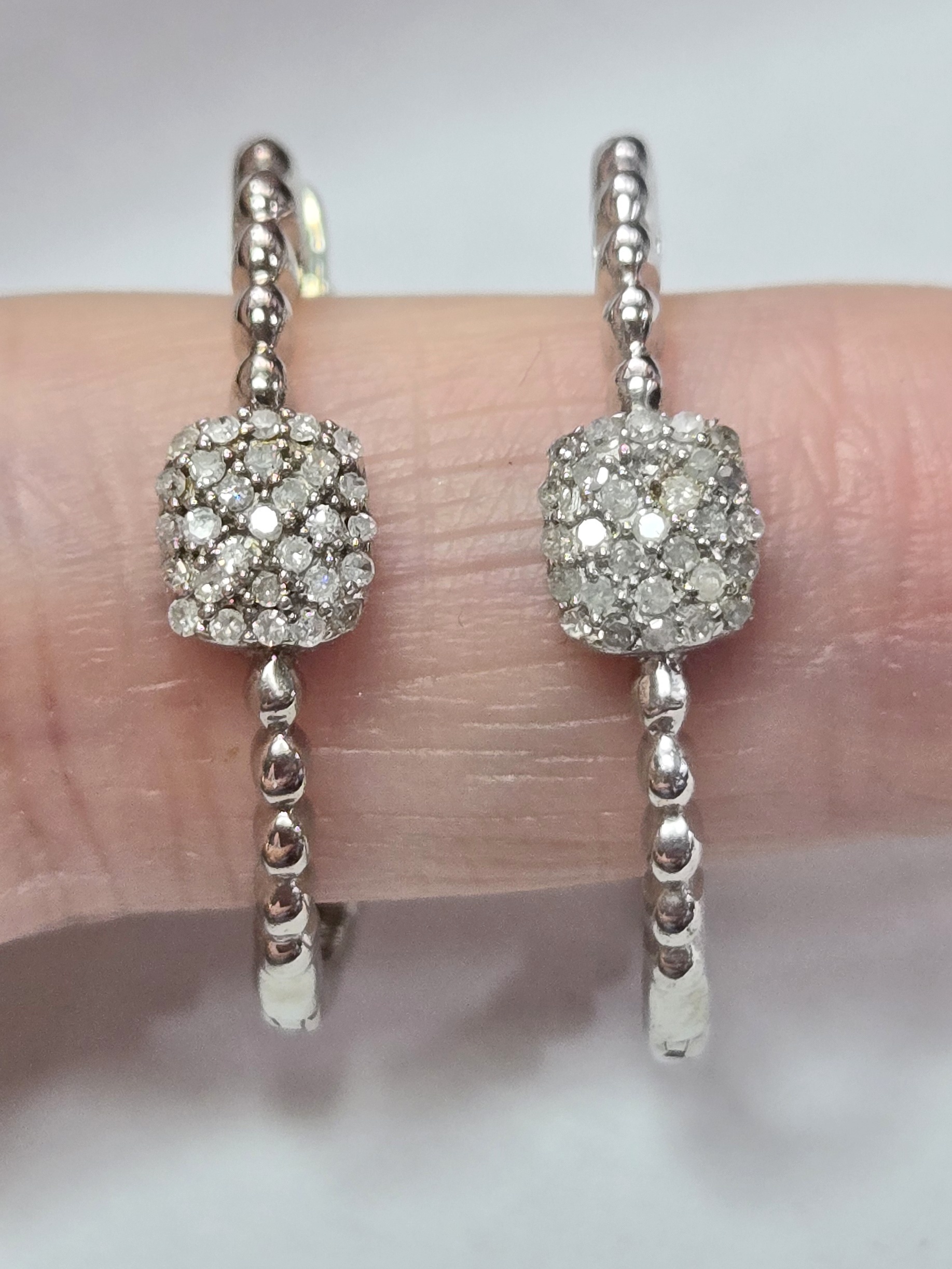 No Reserve .50 ct Natural Diamond Hoop Earrings