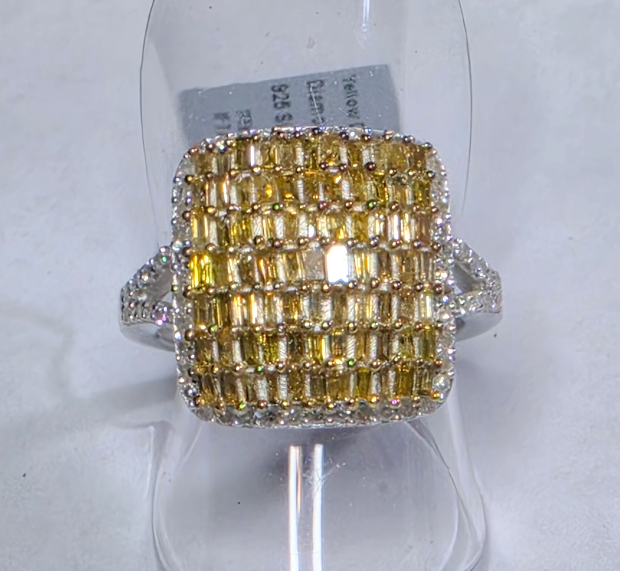 No Reserve  1.01 ct Natural Yellow Diamond RIng Size 6