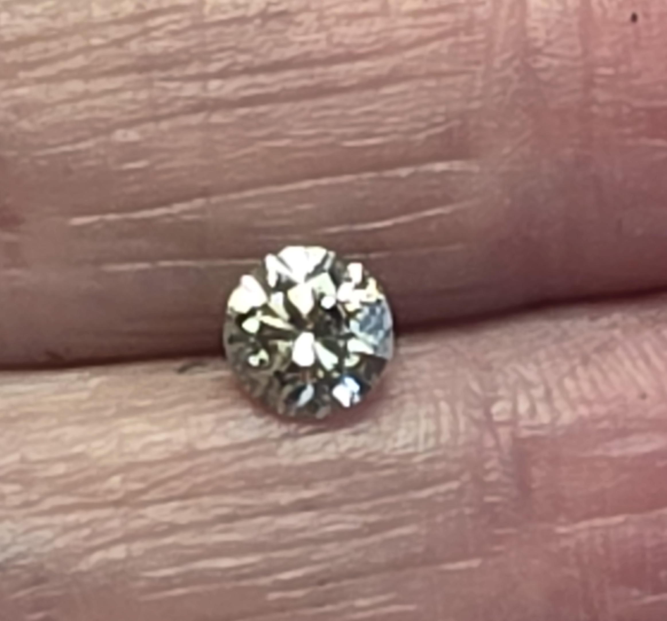 No Reserve .61 ct Natural Diamond Round Cut Loose Gemstone