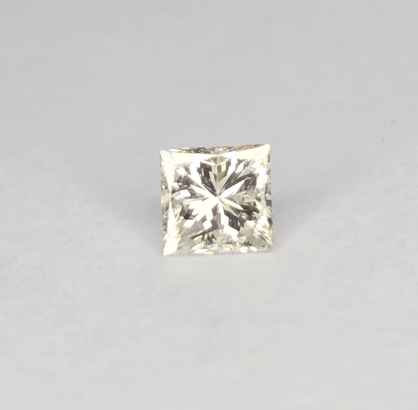  No Reserve .VVS2 20 ct Natural Diamond Princess Cut Loose Gemstone