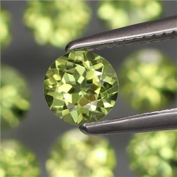 No Reserve VVS Natural Peridot Round Cut Loose Gemstone