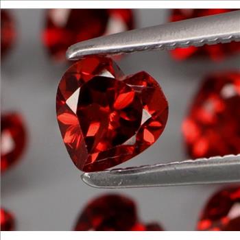 No Reserve VVS Natural Garnet Heart Cut Loose Gemstone