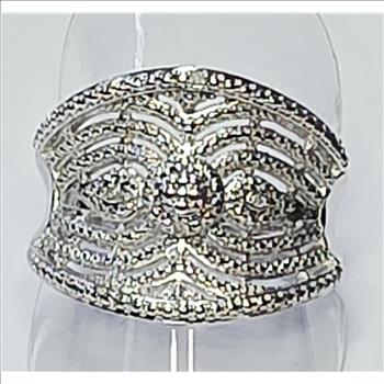 No Reserve Natural Diamond Ring size 6